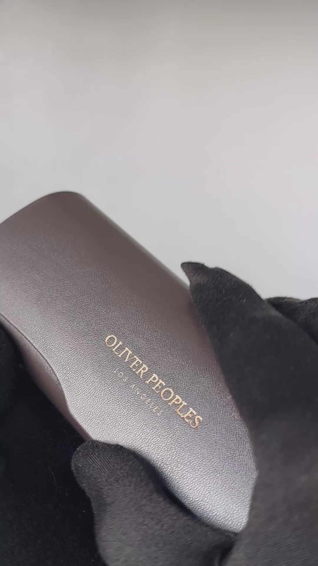 Óculos Solar Oliver Peoples OV 5219S