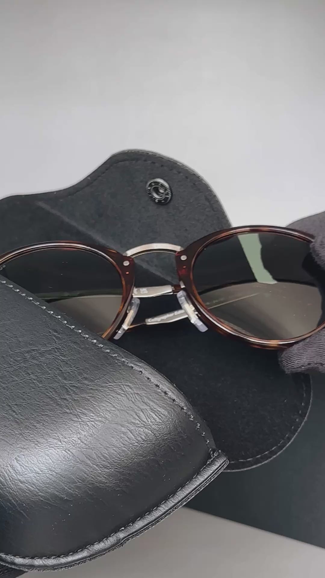 Óculos Solar Persol PO 3166S